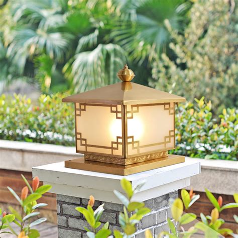 Gate Pillar Lights .